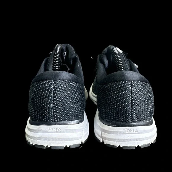 Brooks Revel 2 Road-Running Shoes (Black/White) Women's Size: 9.5 - Picture 4 of 10